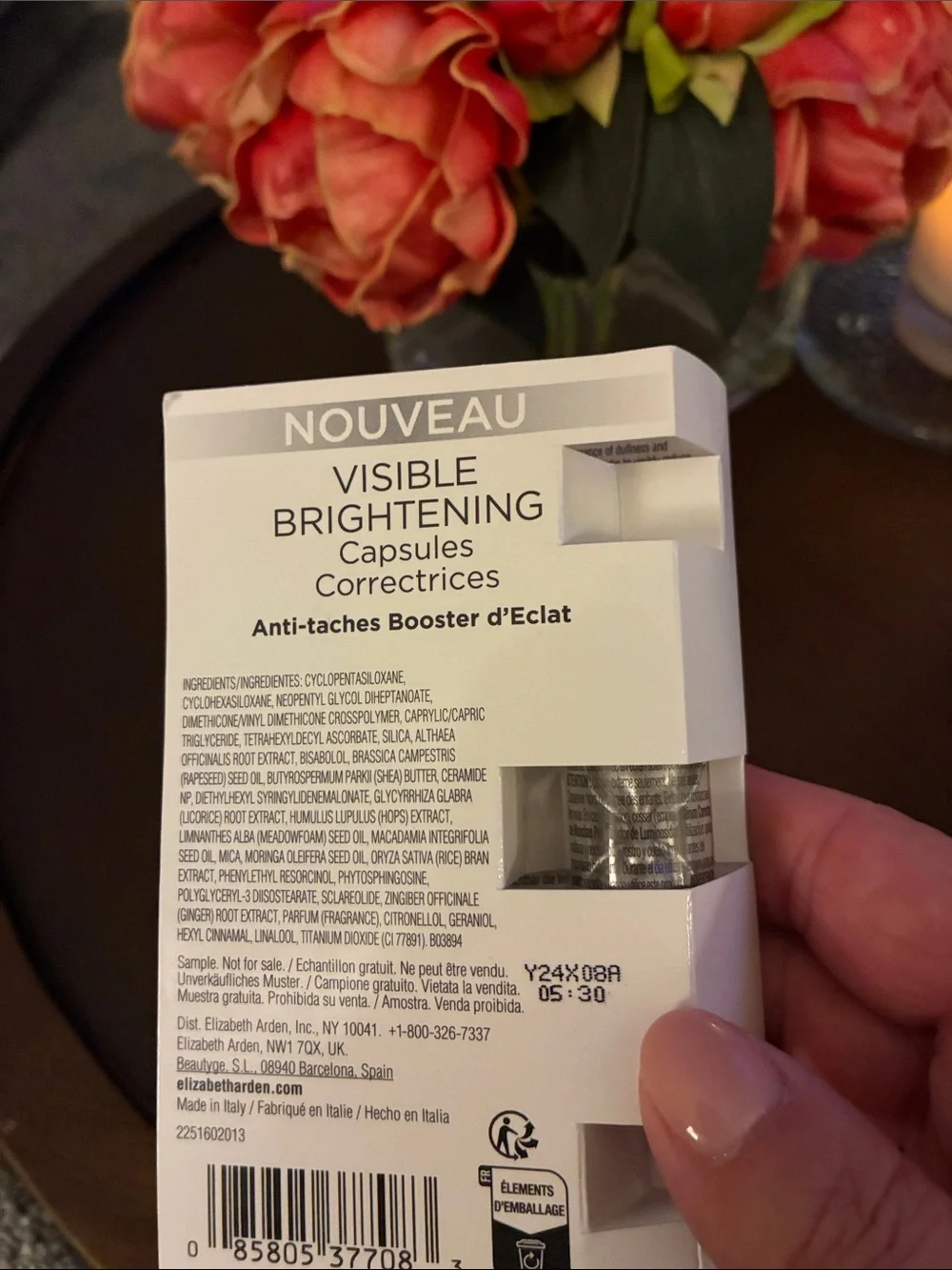 Elizabeth Arden Visible Brightening Spot Correcting Capsules - White